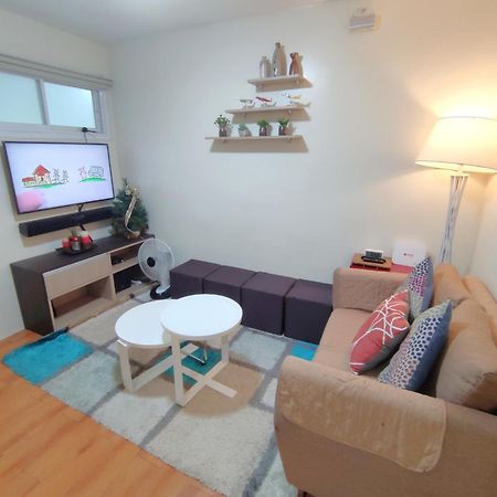 Davao Condo 2Br Pool Wifi Netflix Luaran gambar