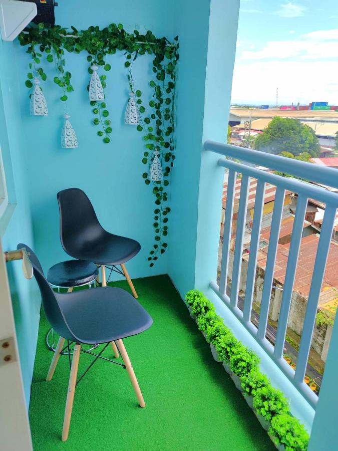 Davao Condo 2Br Pool Wifi Netflix Luaran gambar