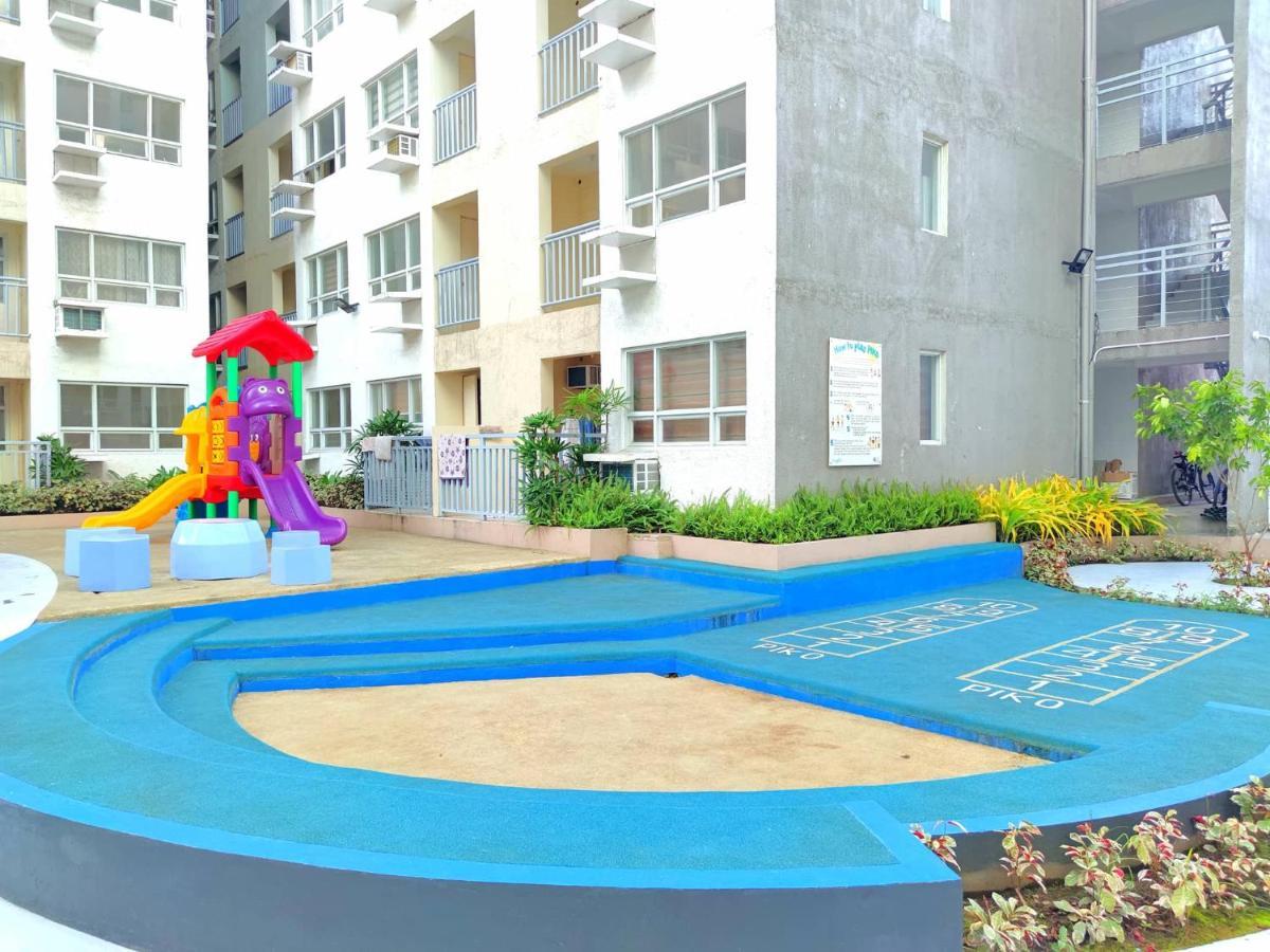 Davao Condo 2Br Pool Wifi Netflix Luaran gambar