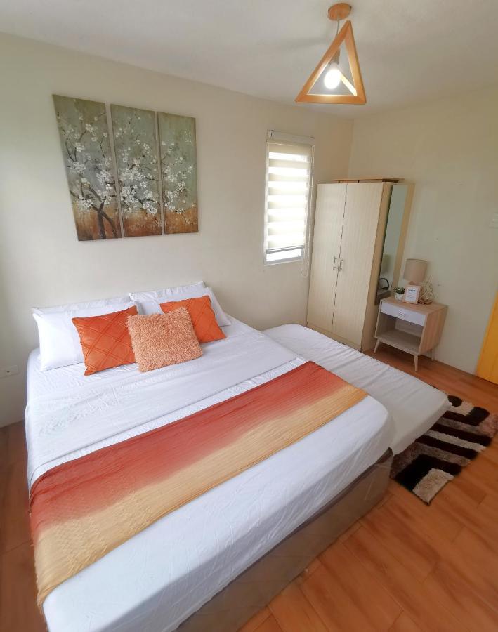 Davao Condo 2Br Pool Wifi Netflix Luaran gambar