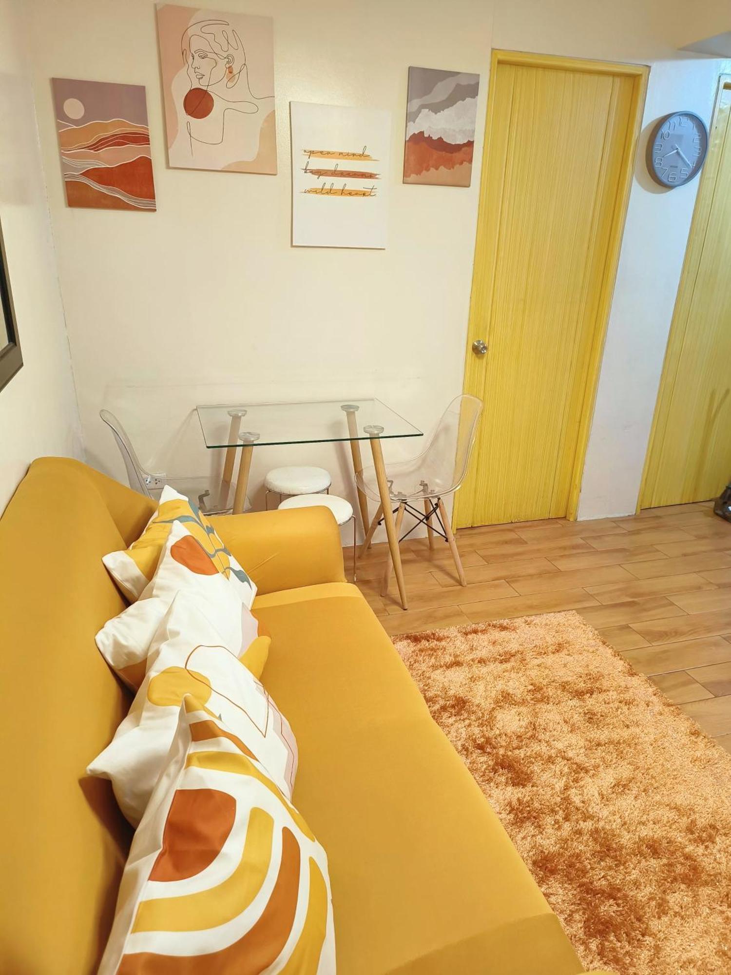 Davao Condo 2Br Pool Wifi Netflix Luaran gambar