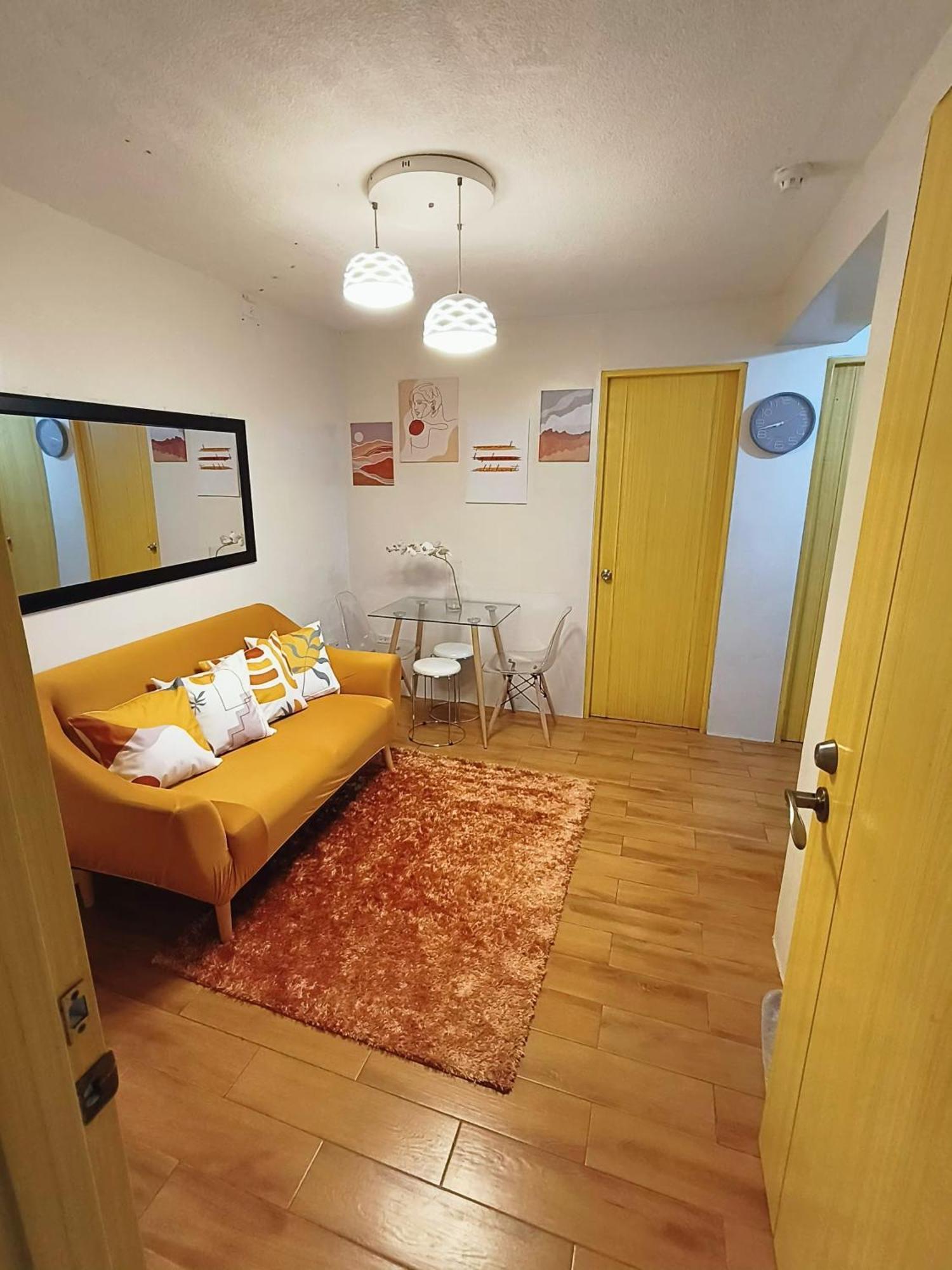 Davao Condo 2Br Pool Wifi Netflix Luaran gambar