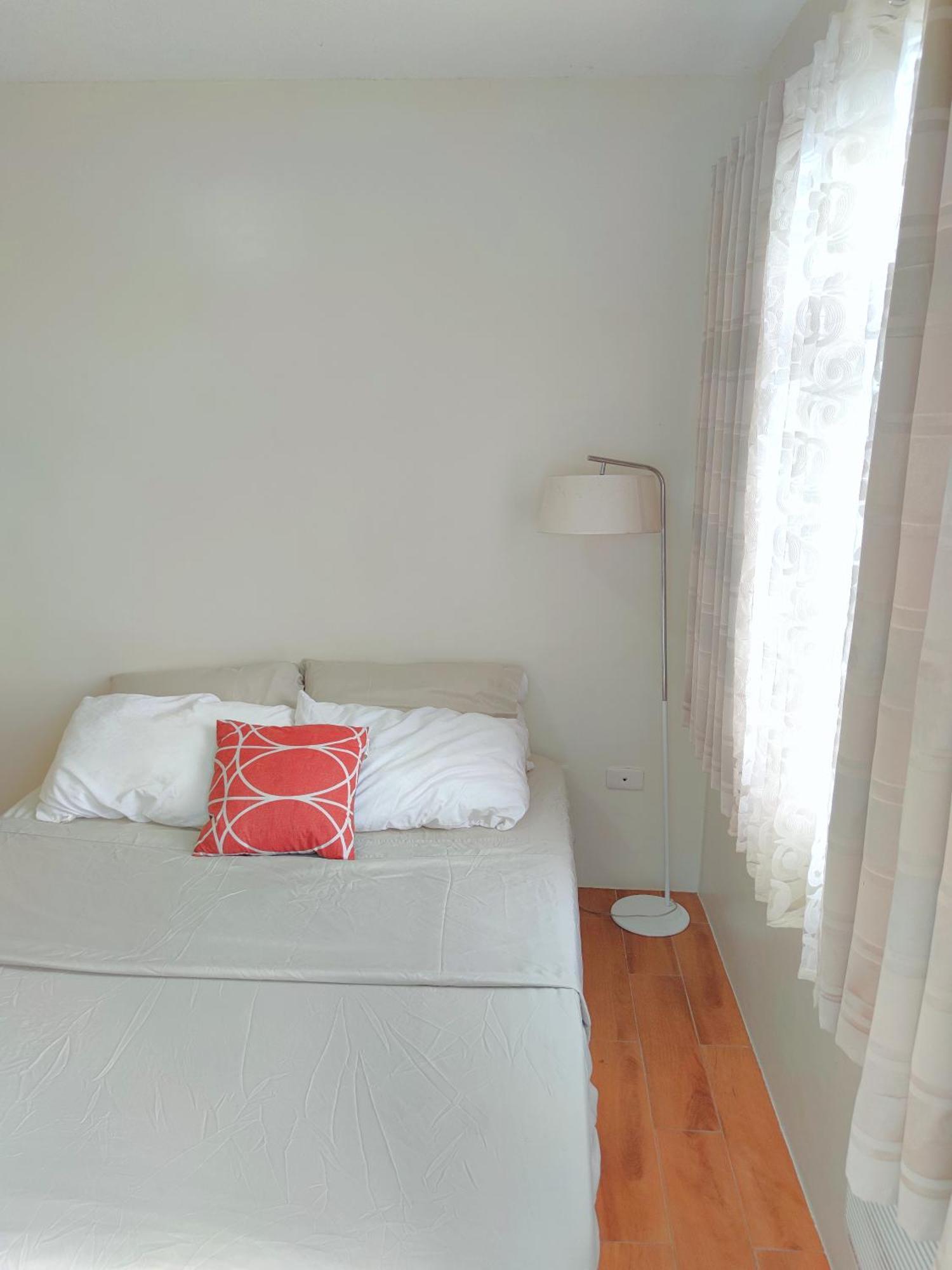 Davao Condo 2Br Pool Wifi Netflix Luaran gambar