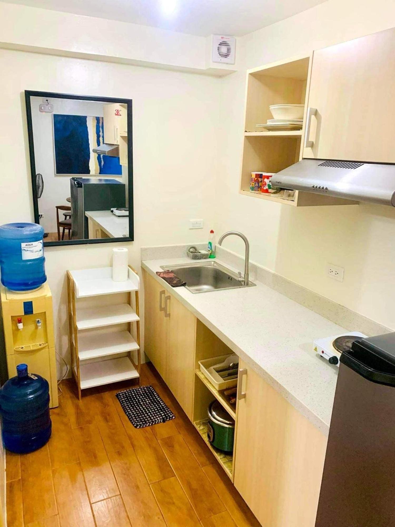 Davao Condo 2Br Pool Wifi Netflix Luaran gambar